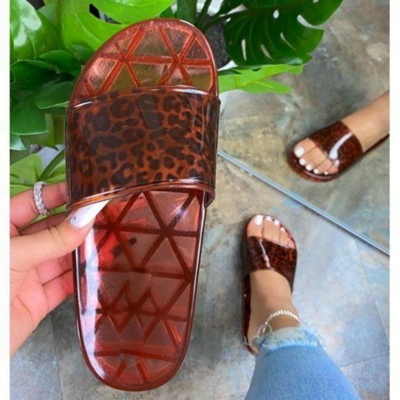 Shoes - Comfy Jelly Slides in Tortoise